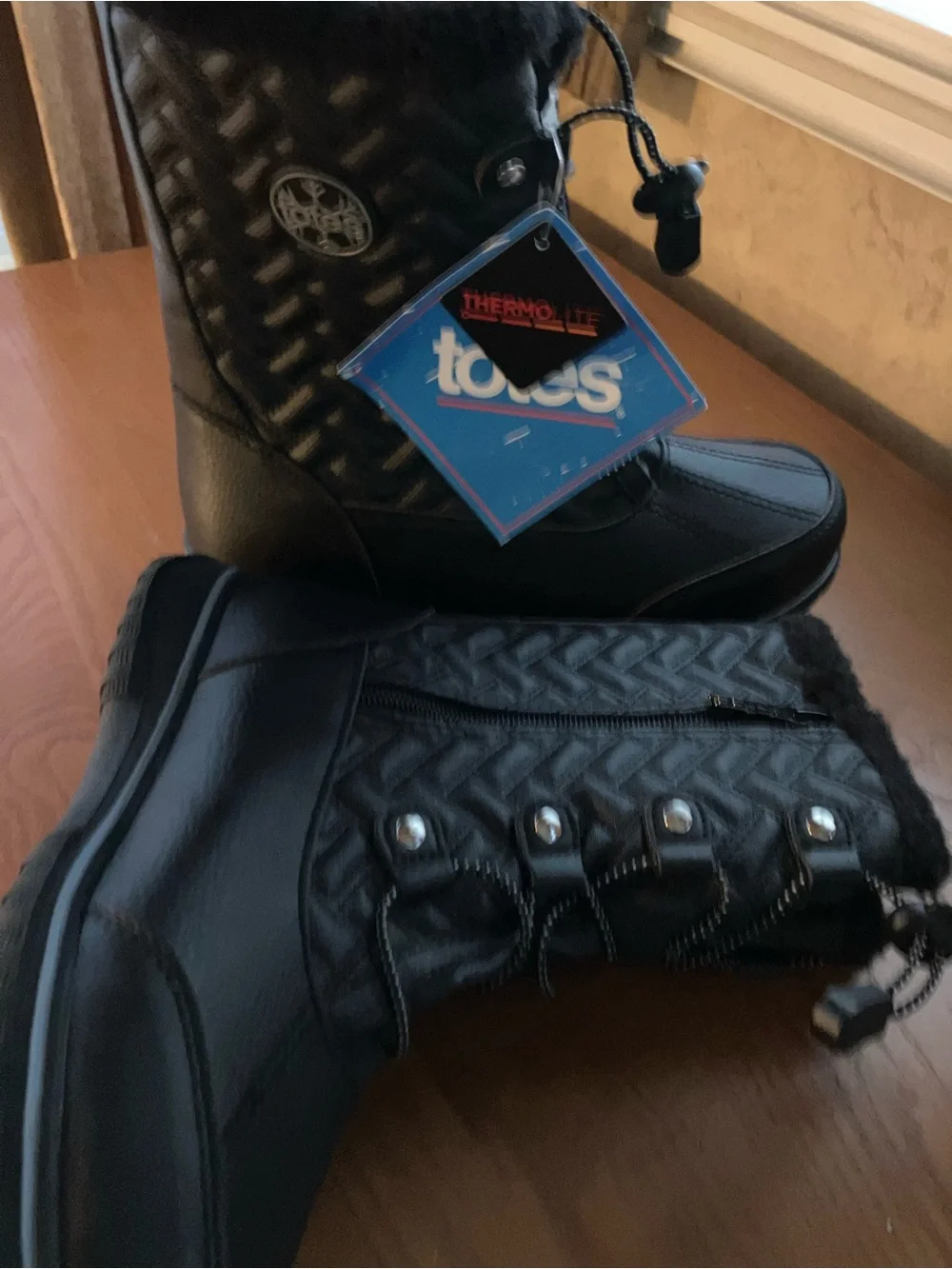 Black New Totes Girls size Quilted Winter Boots with Faux Fur Thermolite